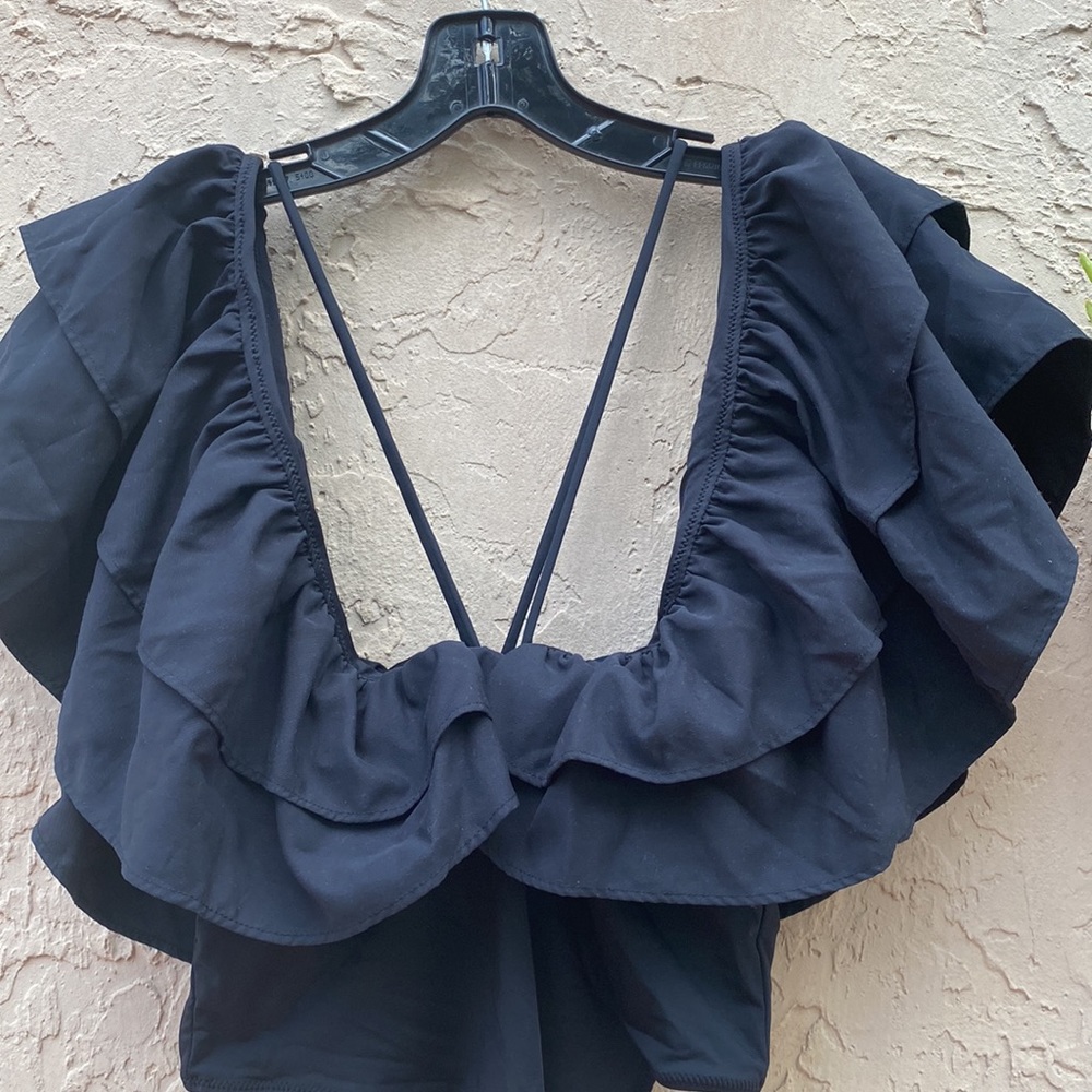 Zara Sleeveless V-Neck Ruffled Swimsuit - M - Picture 6 of 12
